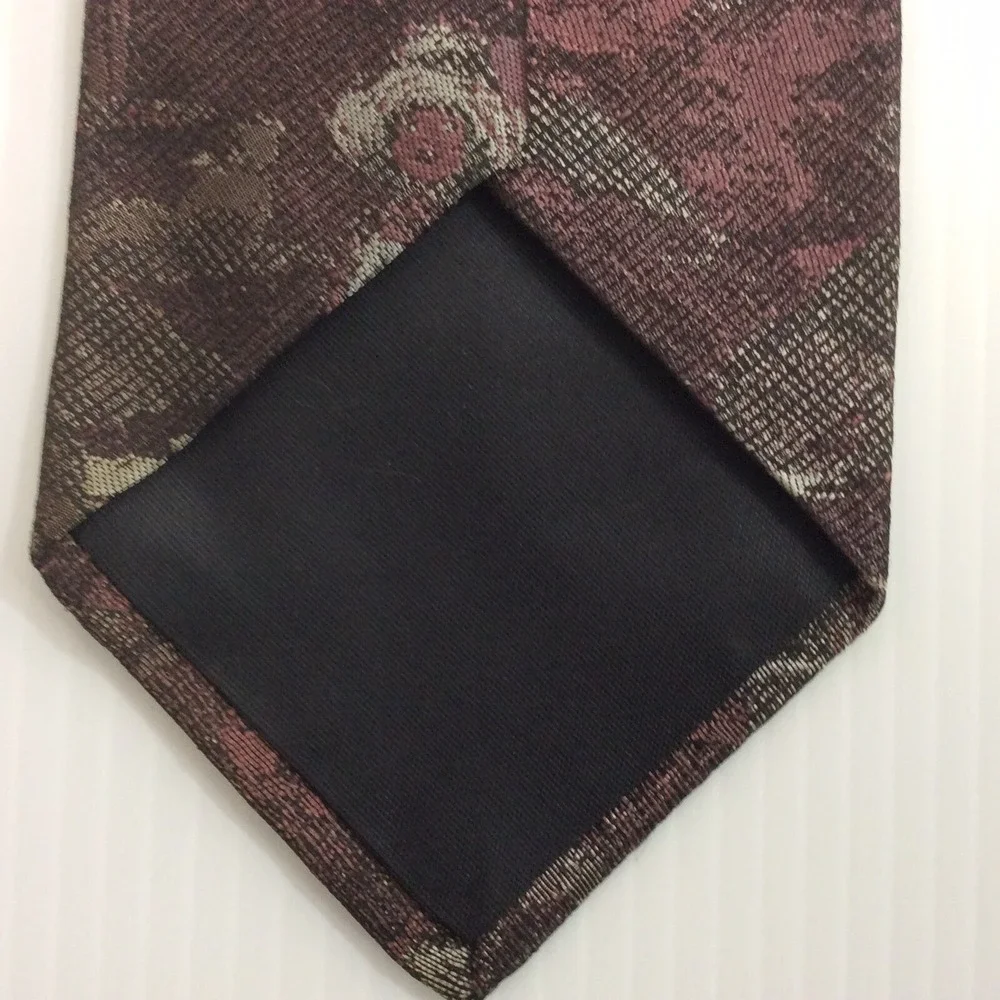 Salem Town Vintage MENS TIE NECKTIE 3.25 in Purple Gray Black Girl in the Shadow